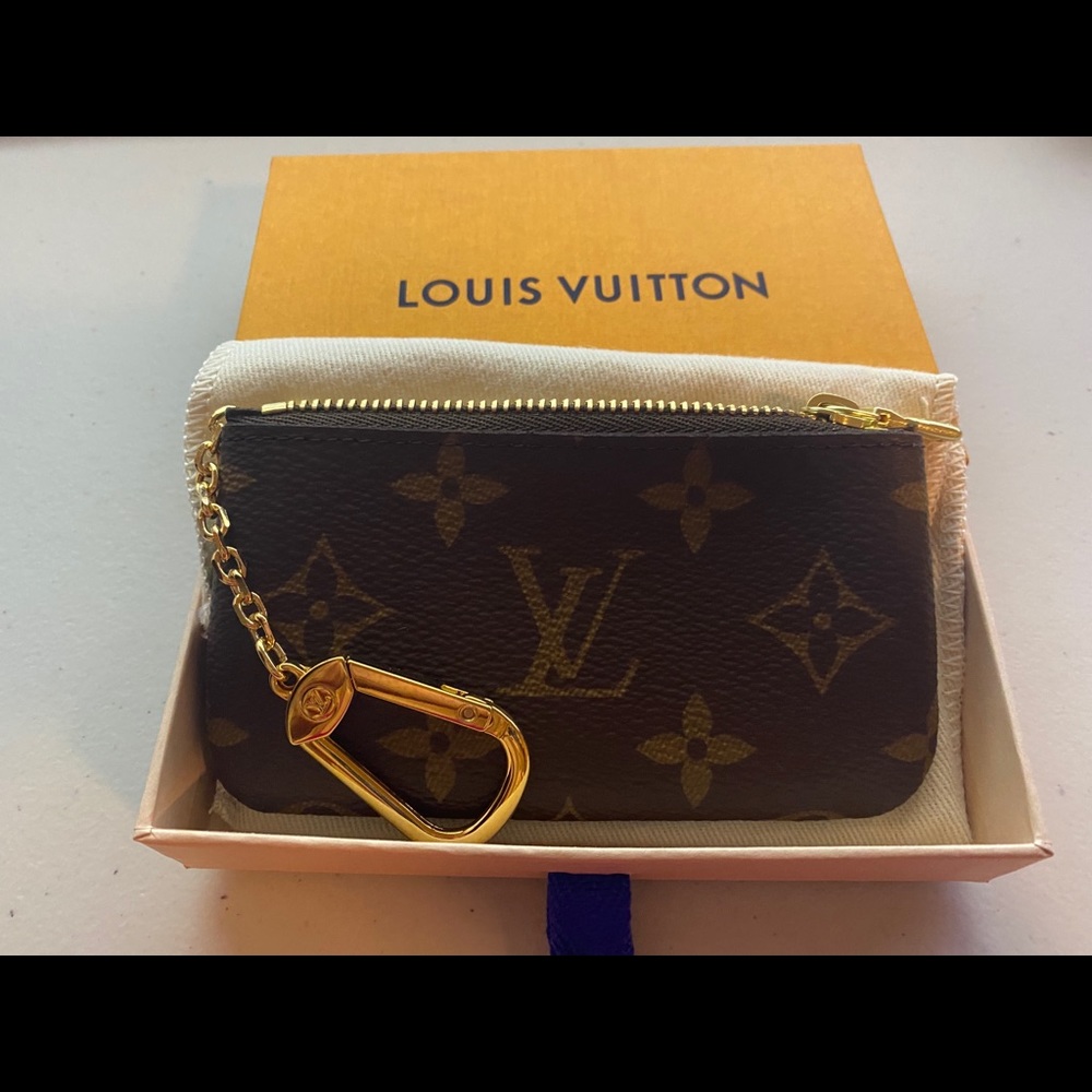 AUTH LV Monogram Key Pouch